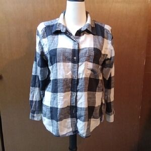 American Eagle Outfitters Black & White Plaid Shirt